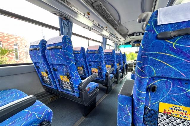 バスの座席